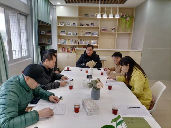 广东省科技教育廖仁生名师工作室成员会议照片