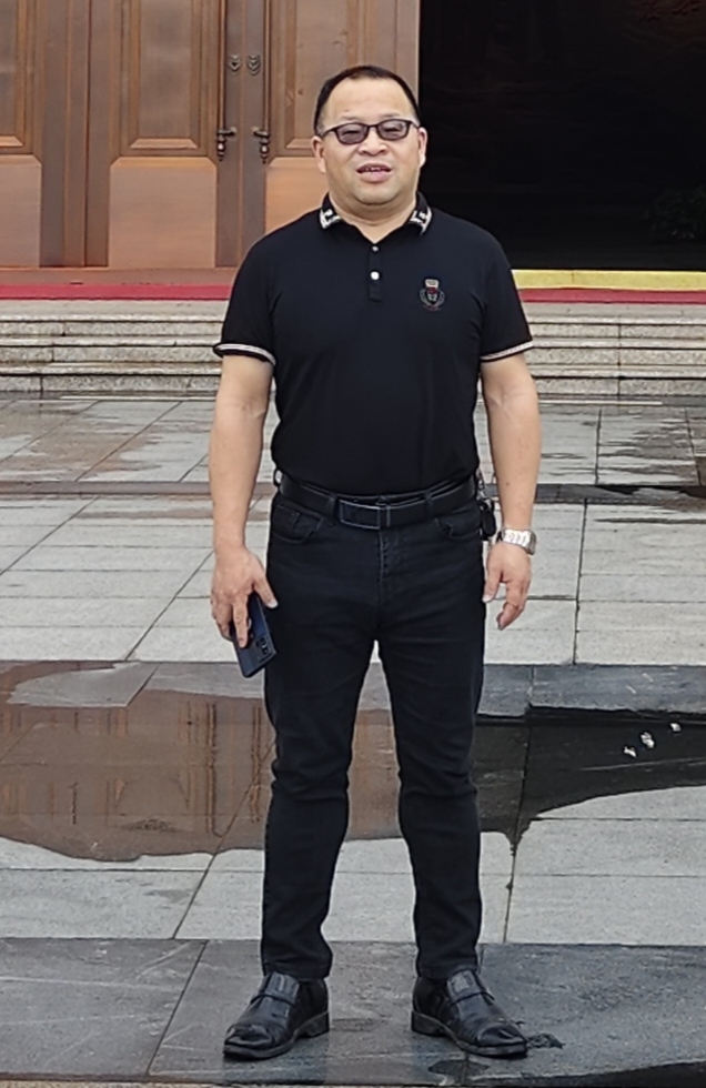 张国章在兴国学习培训