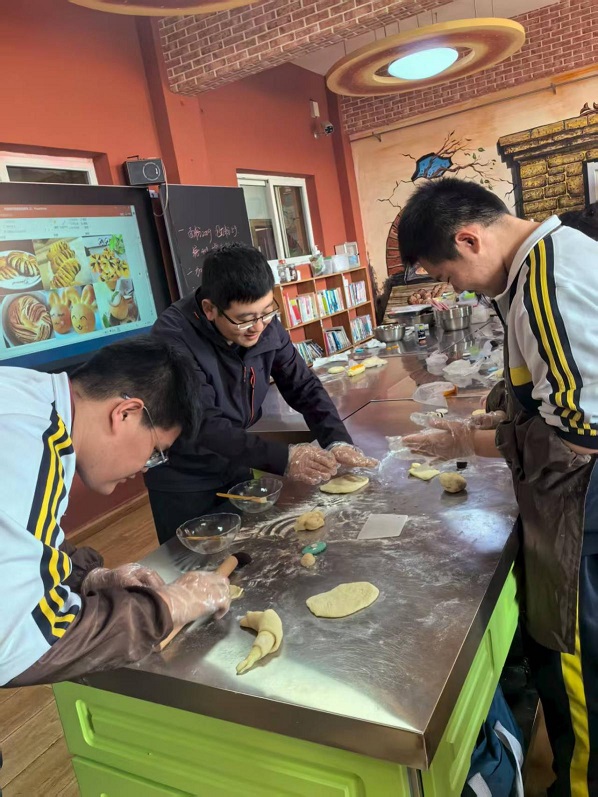 图片 02.jpg