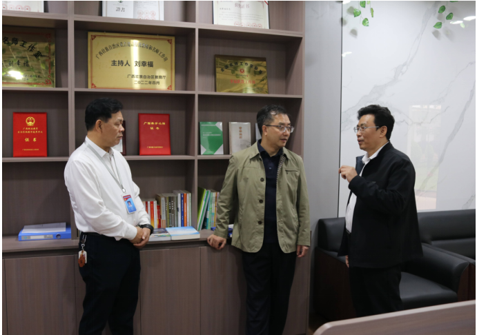 DE5E5053-2384-4276-9CBA-B6FA912CE1C8.png DE5E5053-2384-4276-9CBA-B6FA912CE1C8.png