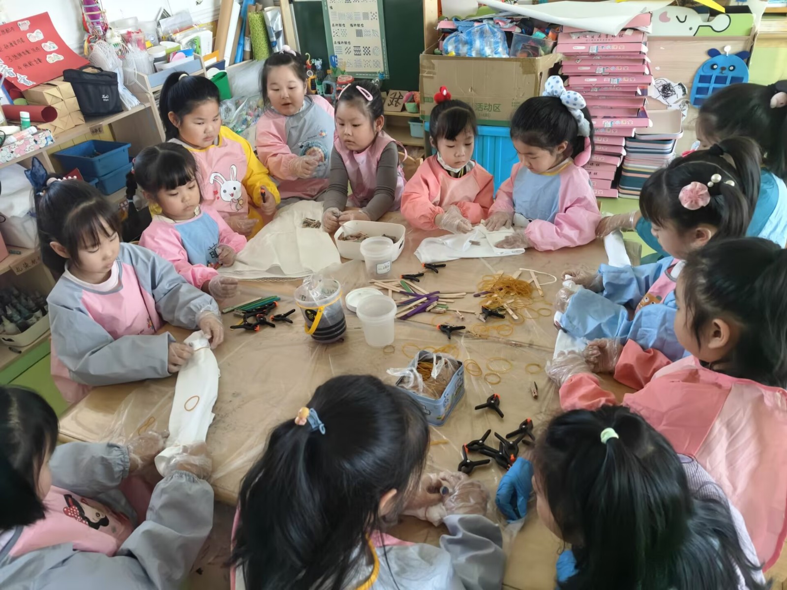 2026.4.7大三班扎染