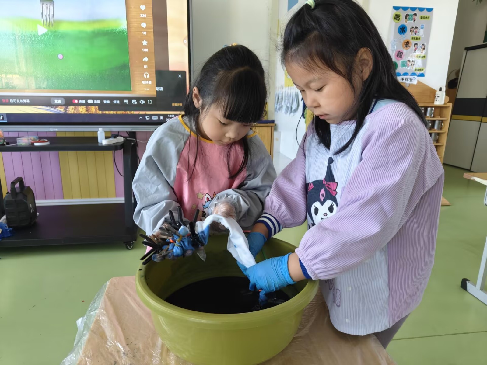 2026.4.7大三班扎染